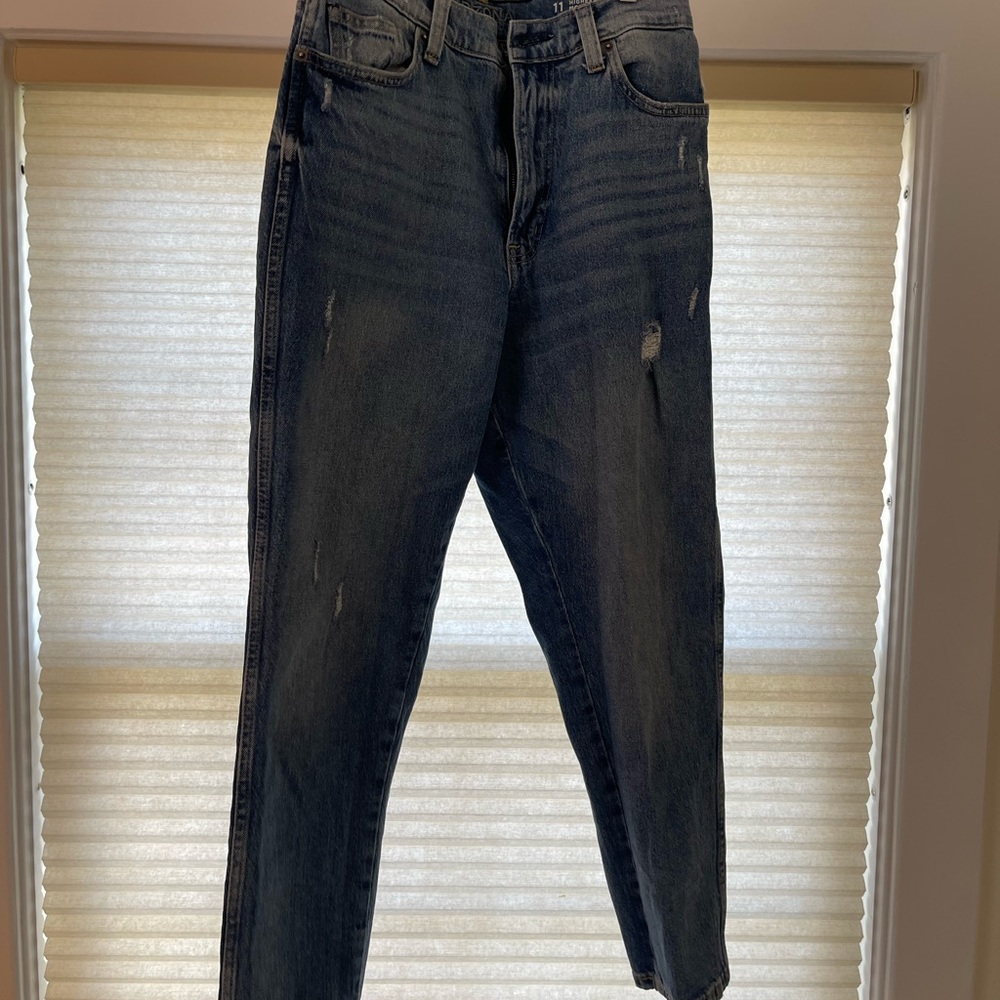 Arizona Highest Rise Mom Jeans Size 11